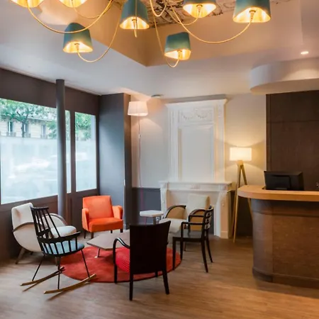 マゼンタ 38 バイ ハッピーカルチャー