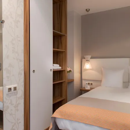 マゼンタ 38 バイ ハッピーカルチャー ホテル