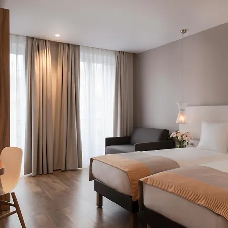 ホテル マゼンタ 38 バイ ハッピーカルチャー パリ