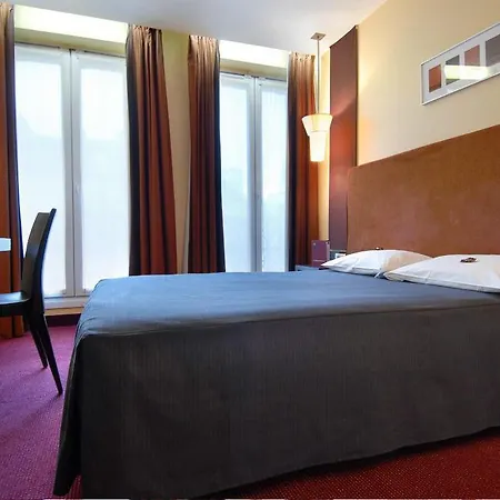 Hotel Magenta 38 By Happyculture 3*
