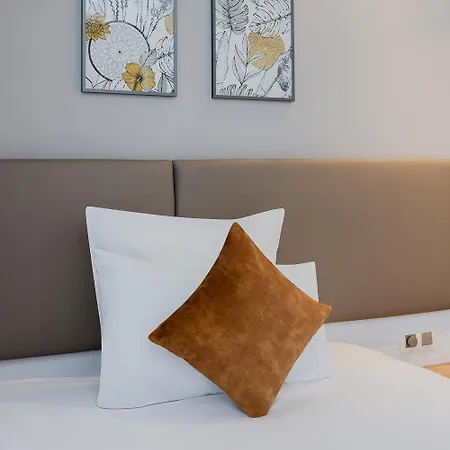Magenta 38 By Happyculture Hotel