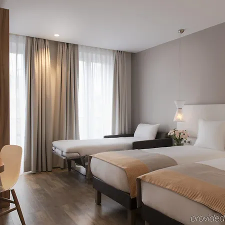 Hotel Magenta 38 By Happyculture Paris