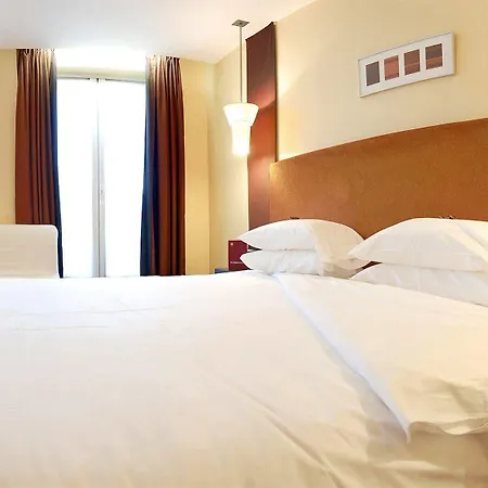 Hotel Magenta 38 By Happyculture 3*