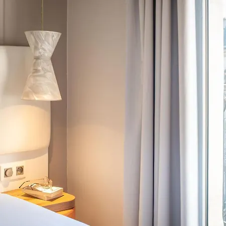 Magenta 38 By Happyculture