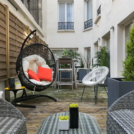 Hotel Magenta 38 By Happyculture 3*